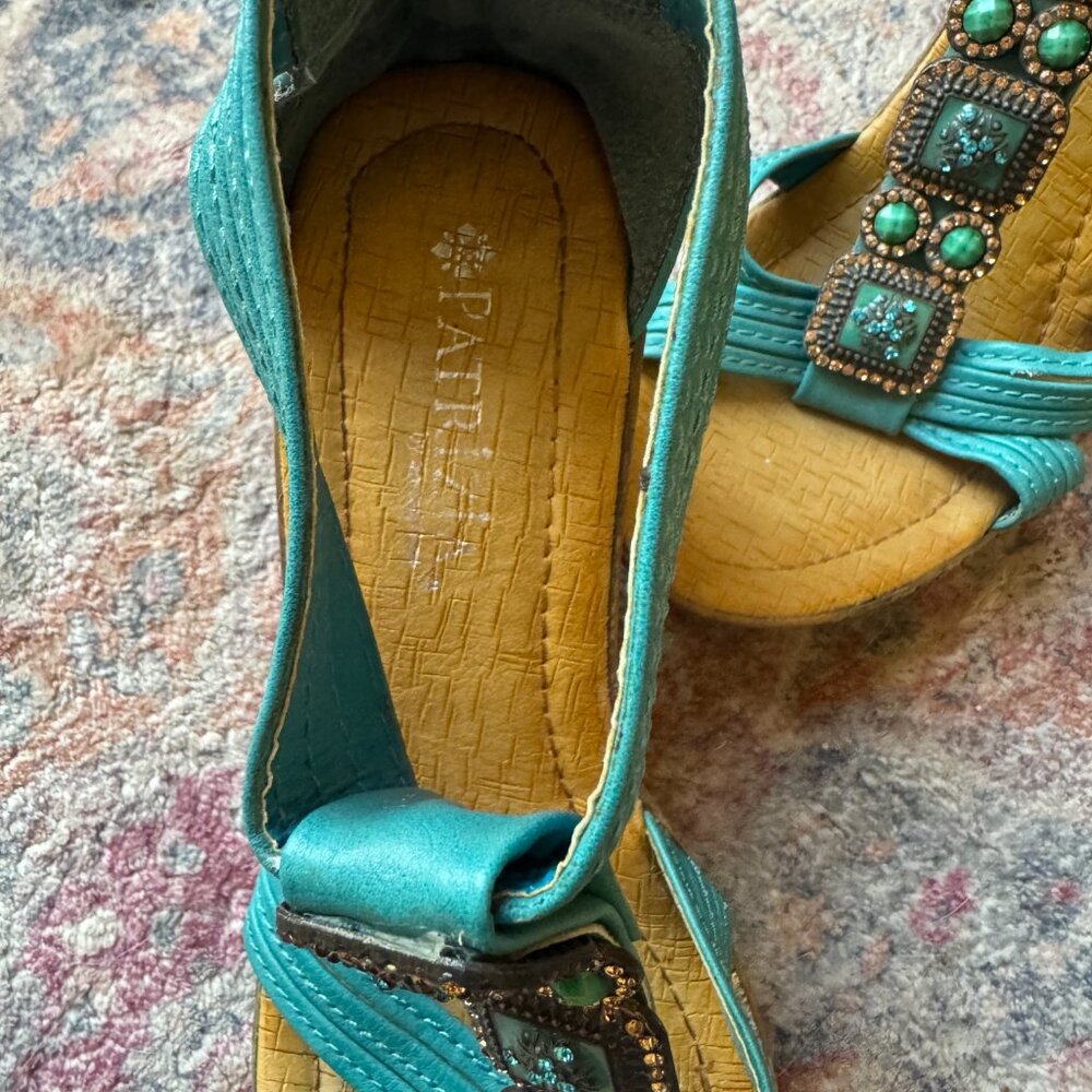 Patriotic Turquoise Gem Embellished Cork Wedge Sandals – Size 7 - Picture 6 of 6